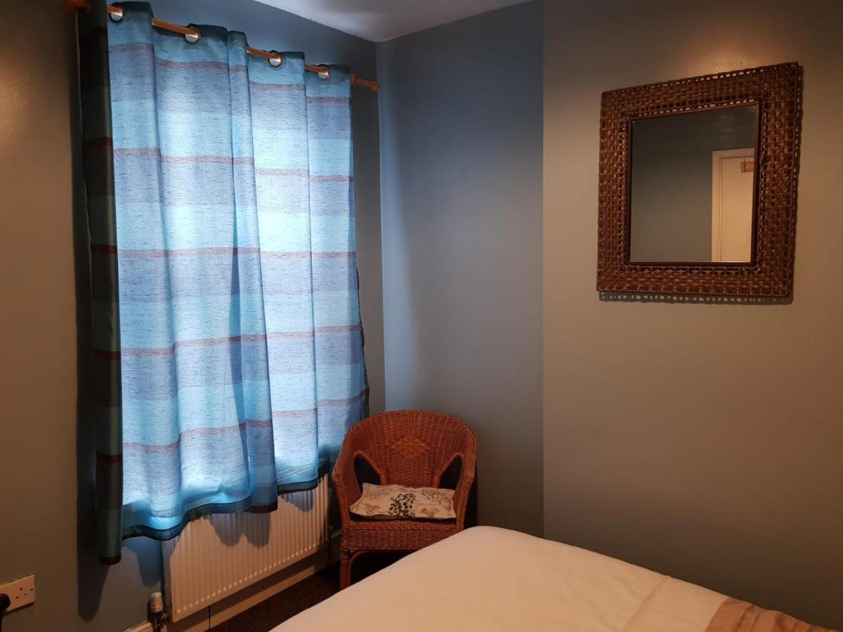 New Cross House Apartment Wolverhampton Bagian luar foto