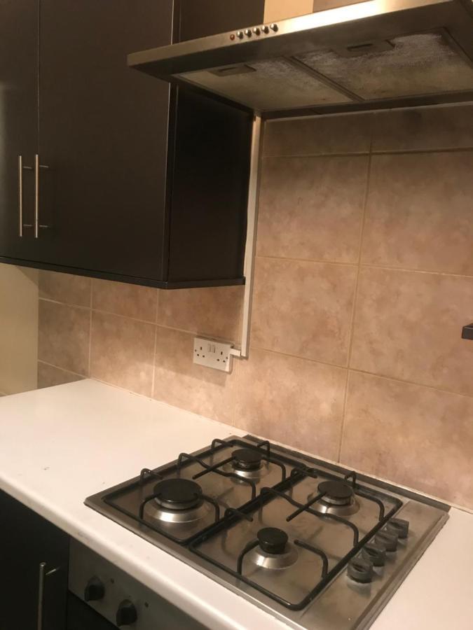 New Cross House Apartment Wolverhampton Bagian luar foto